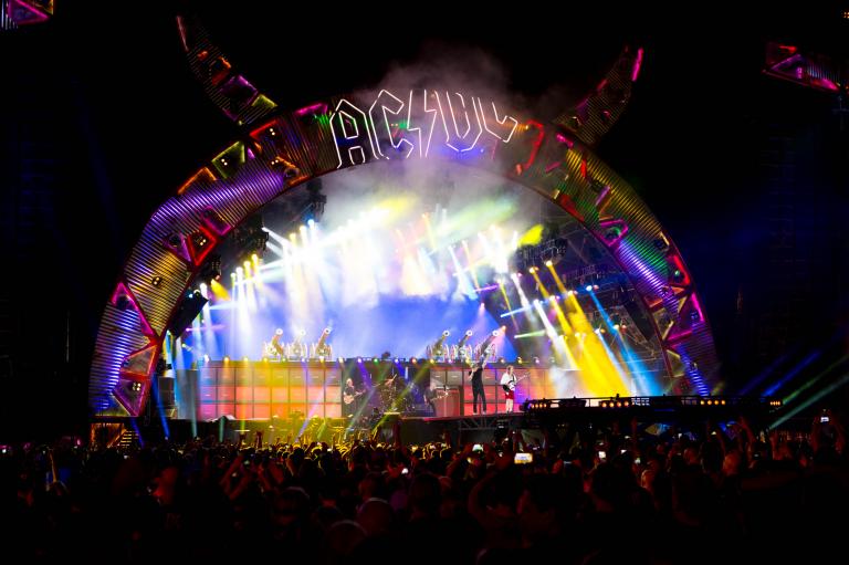 AC/DC Tour Dates: Summer 2015 | (CFPL FM) FM96 London